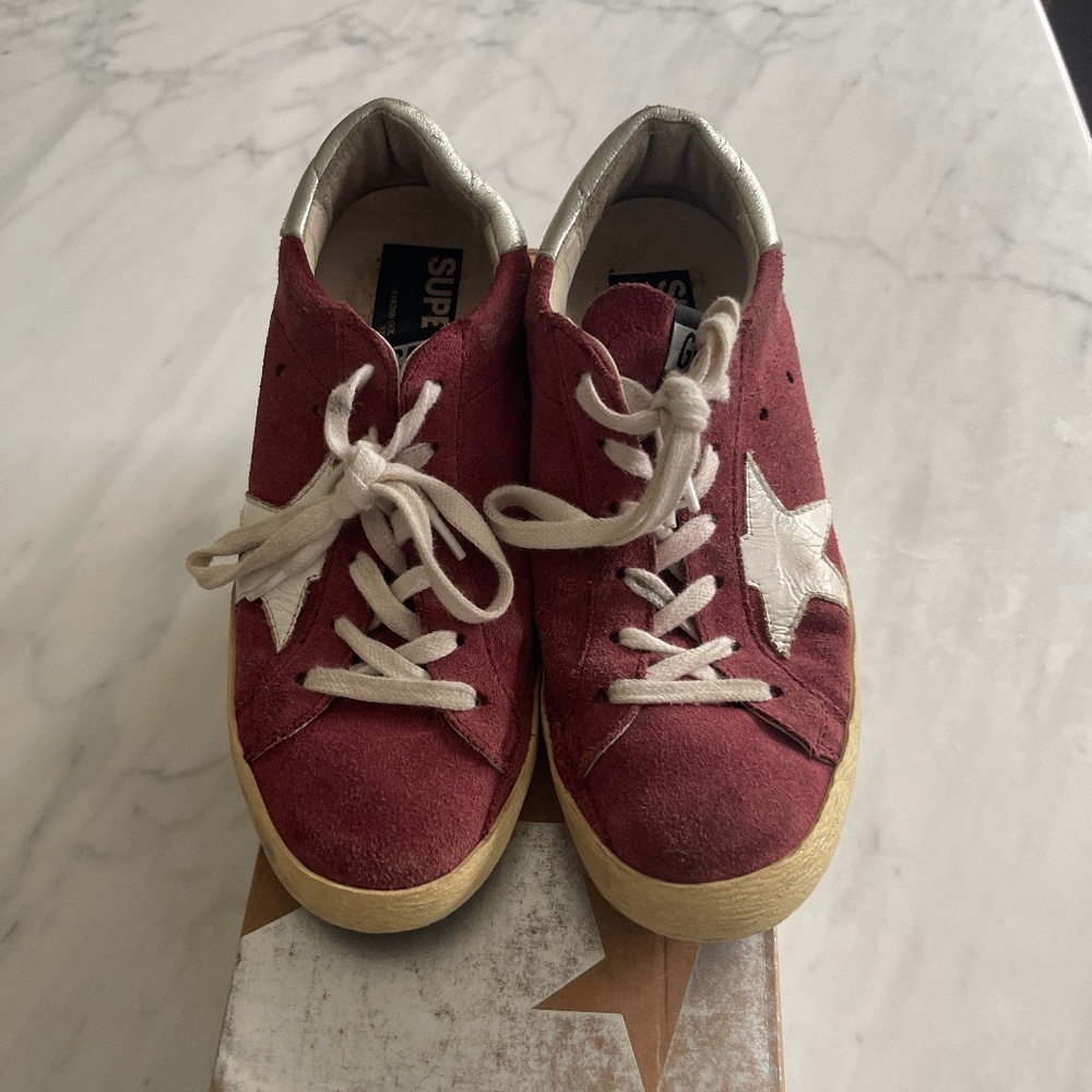Golden Goose superstars size 36